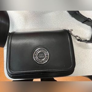 Marc Jacobs full flap with logo shoulder bag style H901L01RE21 New without tags